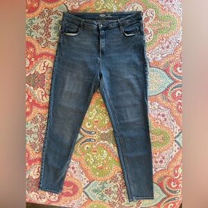 Old Navy Rockstar Skinny Jeans